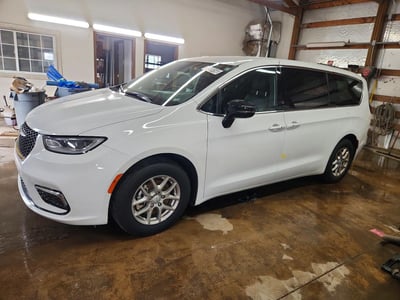 2026 Chrysler Pacifica