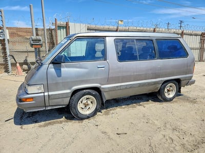 JT3YR26W8K5****** 1989 Toyota Van