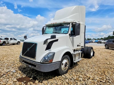 4V4N39TG1HN****** 2017 Volvo VNL