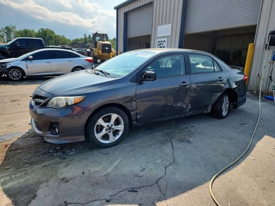 2T1BU4EE9DC****** 2013 Toyota Corolla