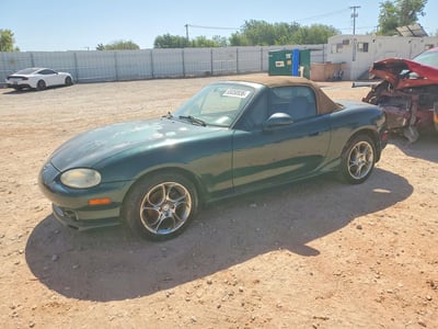JM1NB3533Y0****** 2000 Mazda MX-5