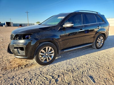 5XYKW4A28DG****** 2013 Kia Sorento