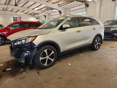 5XYPHDA58GG****** 2016 Kia Sorento