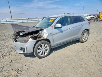 4A4AR4AU0FE****** 2015 Mitsubishi Outlander