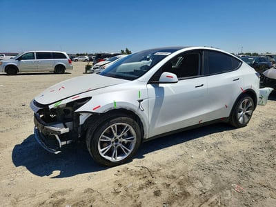 7SAYGDEE9RF****** 2024 Tesla Model Y