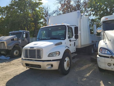 1FVACWCSX6H****** 2006 Freightliner M2 106 Medium Duty