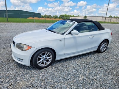 WBAUL73559V****** 2009 BMW 1 Series