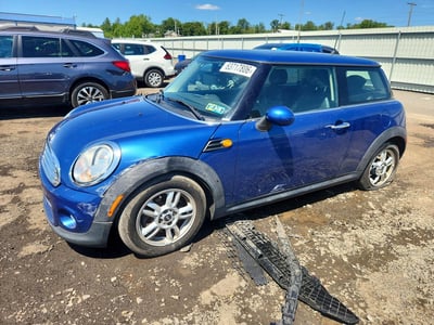 WMWSU3C55DT****** 2013 MINI Hardtop
