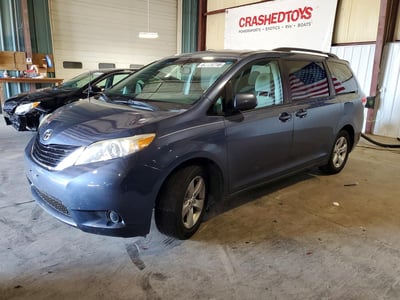 5TDKK3DC5DS****** 2013 Toyota Sienna