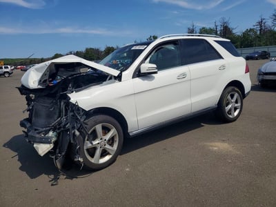 4JGDA5HB1GA****** 2016 Mercedes-Benz GLE-Class