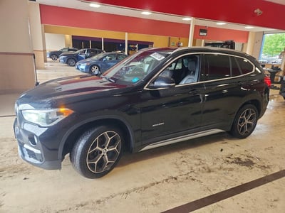 WBXHT3Z38H4****** 2017 BMW X1