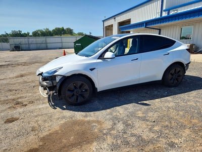 7SAYGDEE9RF****** 2024 Tesla Model Y