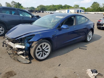 5YJ3E1EB1NF****** 2022 Tesla Model 3