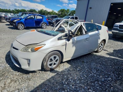 JTDKN3DU1E0****** 2014 Toyota Prius