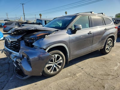 5TDHZRAH6NS****** 2022 Toyota Highlander