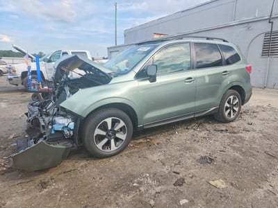 JF2SJAEC4JH****** 2018 Subaru Forester