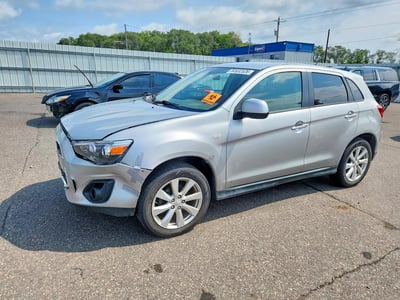 4A4AR3AU3FE****** 2015 Mitsubishi Outlander