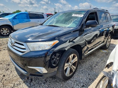 5TDDK3EH8CS****** 2012 Toyota Highlander