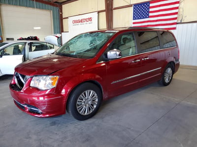 2C4RC1CG7GR****** 2016 Chrysler Town & Country