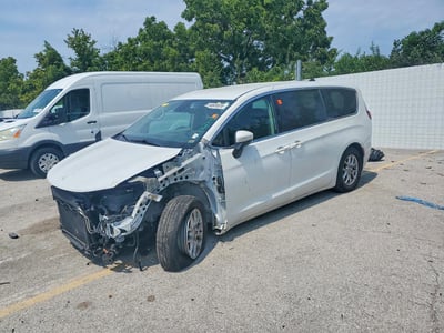 2C4RC1BG3PR****** 2023 Chrysler Pacifica
