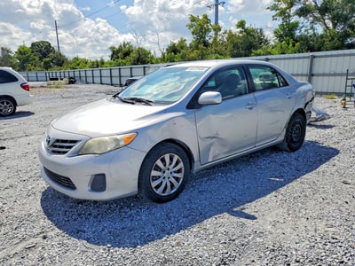 2T1BU4EE7DC****** 2013 Toyota Corolla