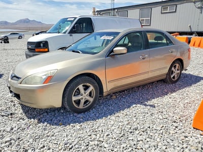 1HGCM56825A****** 2005 Honda Accord