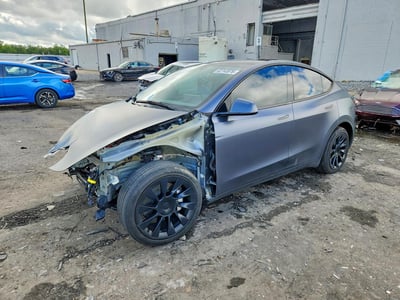 7SAYGAEE2PF****** 2023 Tesla Model Y