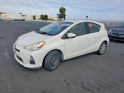 JTDKDTB37E1****** 2014 Toyota Prius C