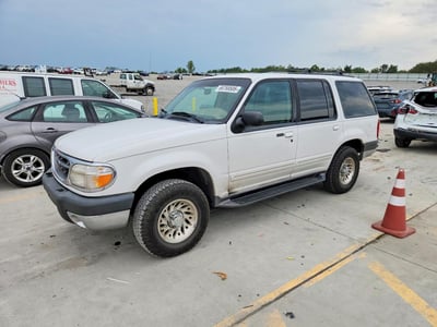 1999 Ford Explorer