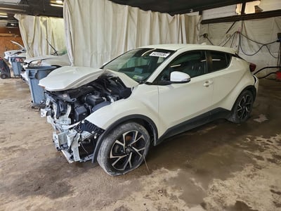 NMTKHMBX8KR****** 2019 Toyota C-HR