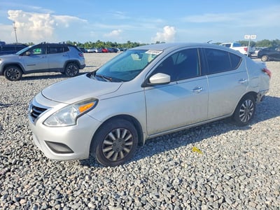 2015 Nissan Versa