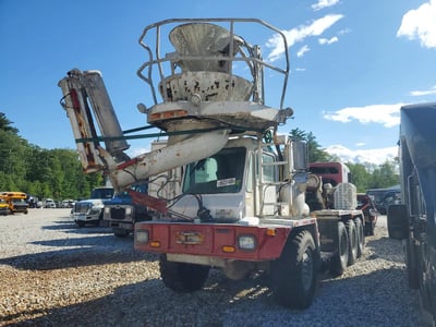 10TAFLGF5GS****** 2016 Oshkosh Concrete