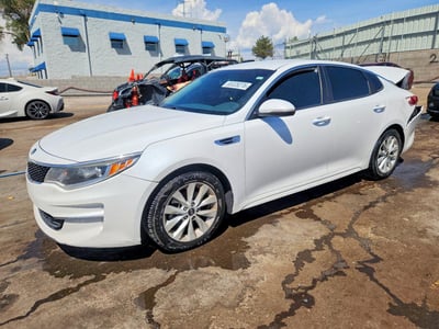 5XXGT4L37HG****** 2017 Kia Optima