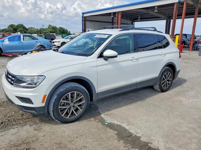 3VV3B7AX2LM****** 2020 Volkswagen Tiguan