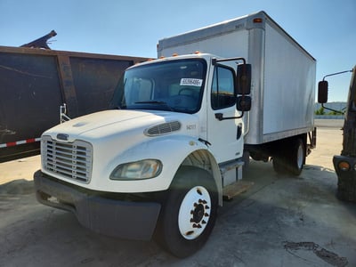 1FVACWDC47H****** 2007 Freightliner M2