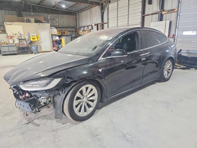 5YJXCDE26HF****** 2017 Tesla Model X