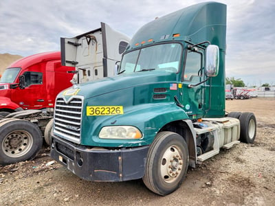 1M1AW01X3HM****** 2017 Mack Cxu612