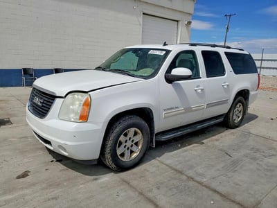 1GKUKKE3XAR****** 2010 GMC Yukon XL