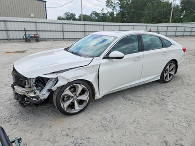 1HGCV1F90JA****** 2018 Honda Accord