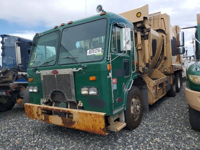 3BPZL00X69F****** 2009 Peterbilt 320