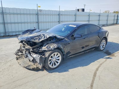 5YJSA1E14GF****** 2016 Tesla Model S