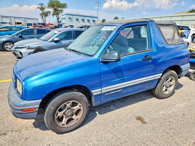 2CNBE18C716****** 2001 Chevrolet Tracker