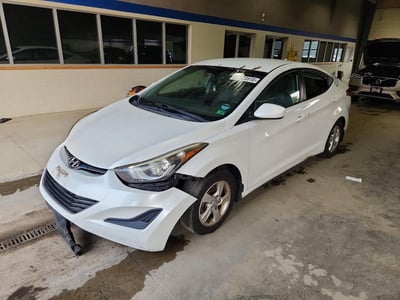 5NPDH4AE6FH****** 2015 Hyundai Elantra