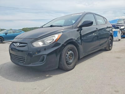 KMHCT5AE3DU****** 2013 Hyundai Accent