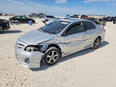5YFBU4EE0CP****** 2012 Toyota Corolla