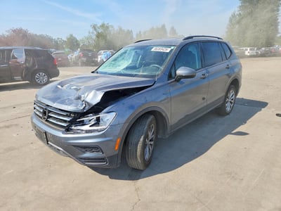 3VV0B7AX6JM****** 2018 Volkswagen Tiguan
