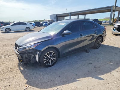 3KPF24AD2RE****** 2024 Kia Forte