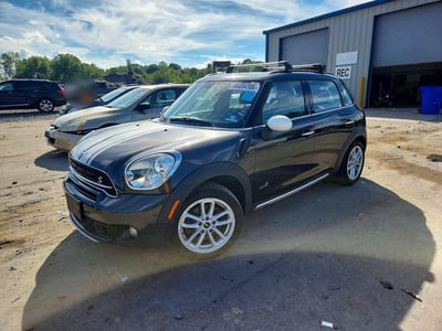 WMWZC5C5XGW****** 2016 MINI Cooper Countryman