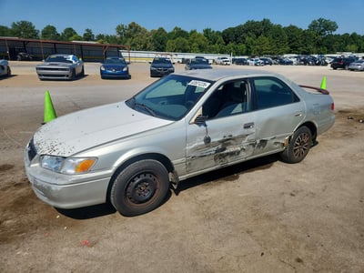 2000 Toyota Camry