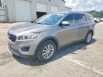 5XYPGDA35JG****** 2018 Kia Sorento
